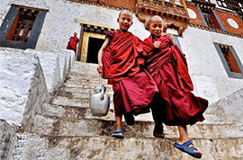 Bhutan monks