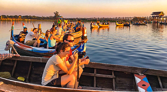 U Bein Bridge, Mandalay