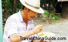 Even in global dress-T-shirt and jeans, this man sticks to local traditional food-Lanzhou ramen.