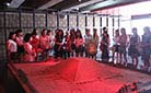 Our staff are listening to the guide's introduction to Yangling Mausoleum.
