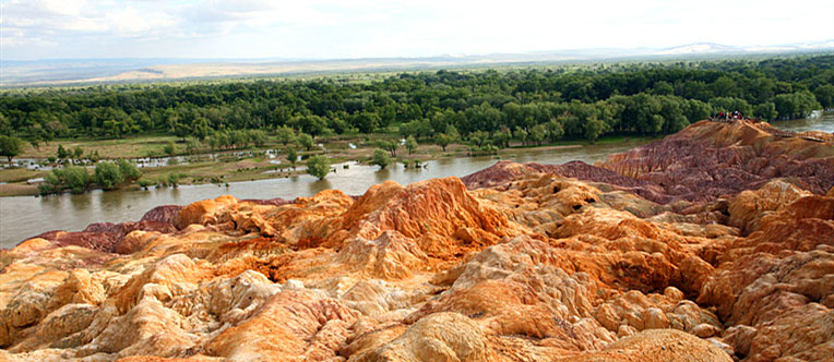 Multicolored Bay