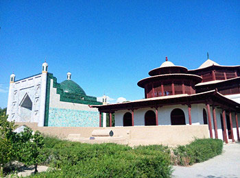 Hui King Mausoleum